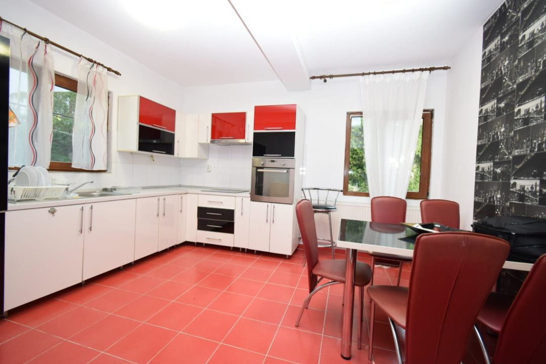 Casa Moderna 4 camere, 212 mp, mobilata, teren 377 mp