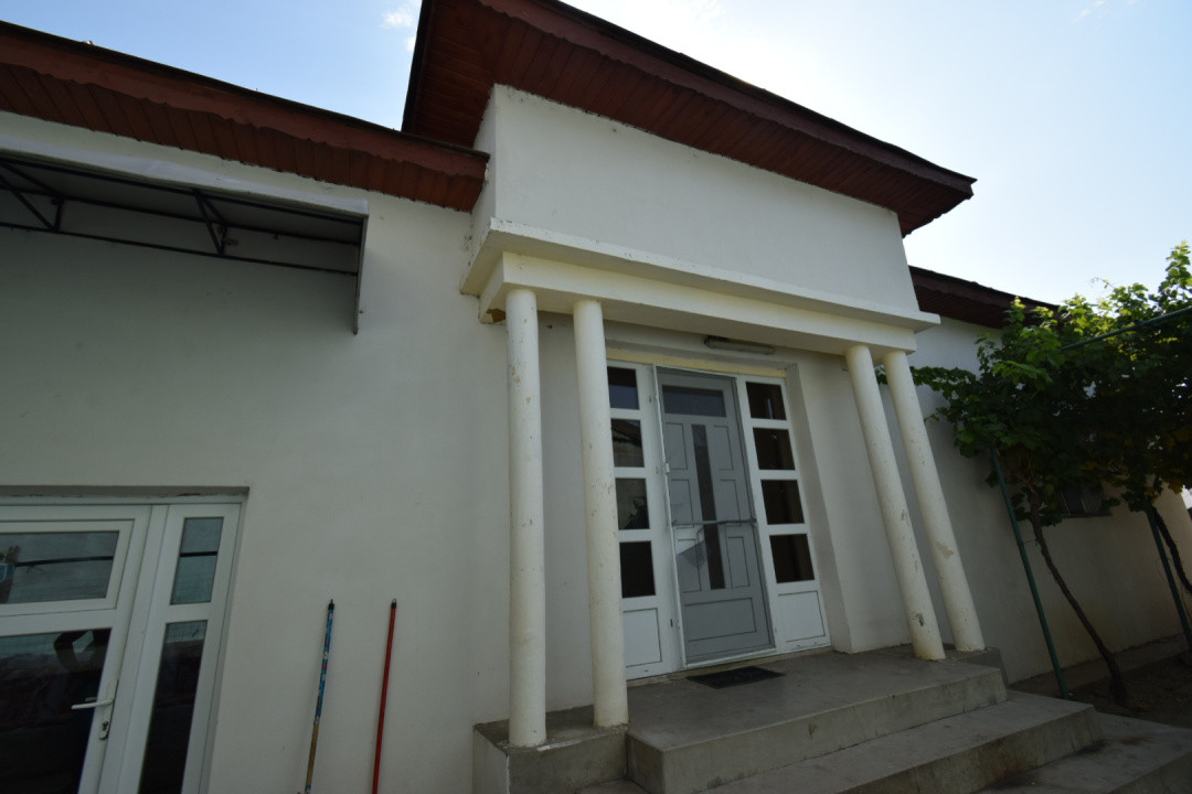 Casa central Isalnita, toate utilitatile