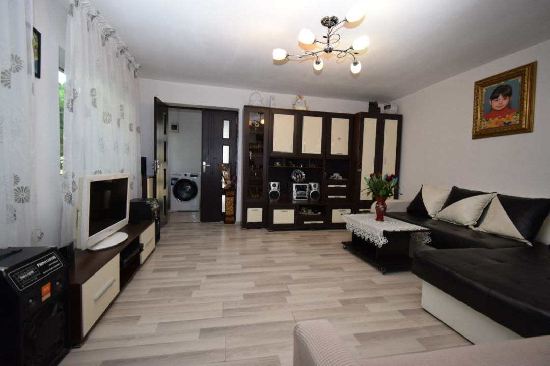 Casa central Isalnita, toate utilitatile