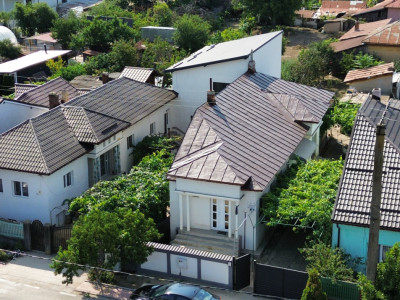 Casa central Isalnita, toate utilitatile