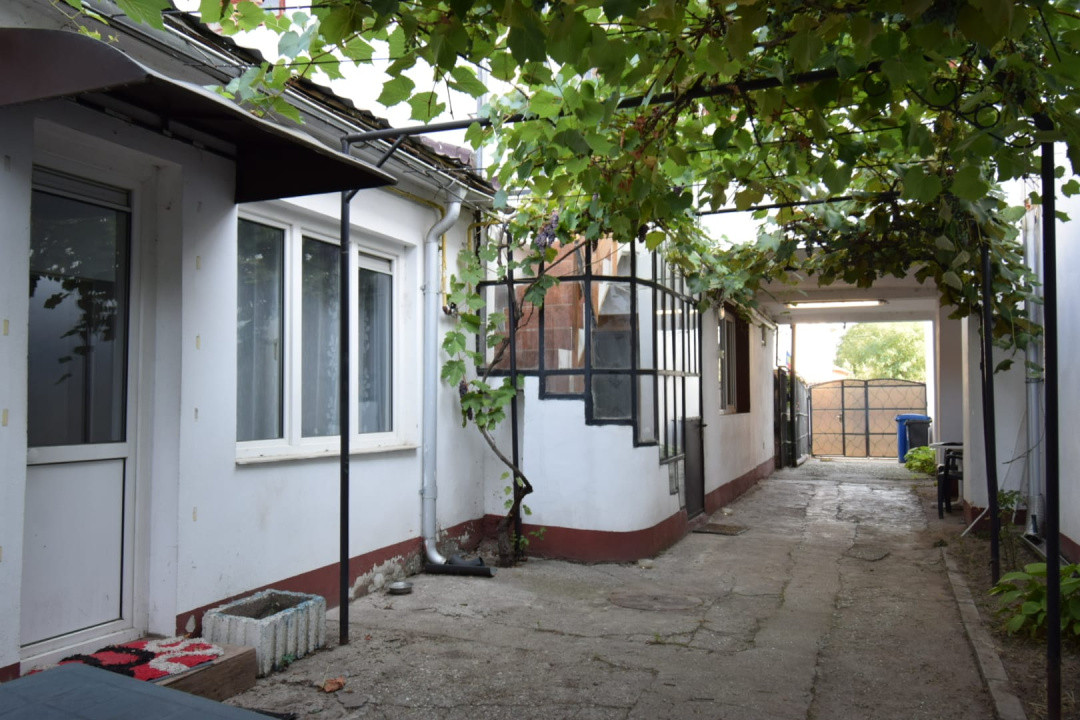 Casa 4 Dormitoare 166 mp Utili Mobilata Utilata Ecaterina Teodoroiu