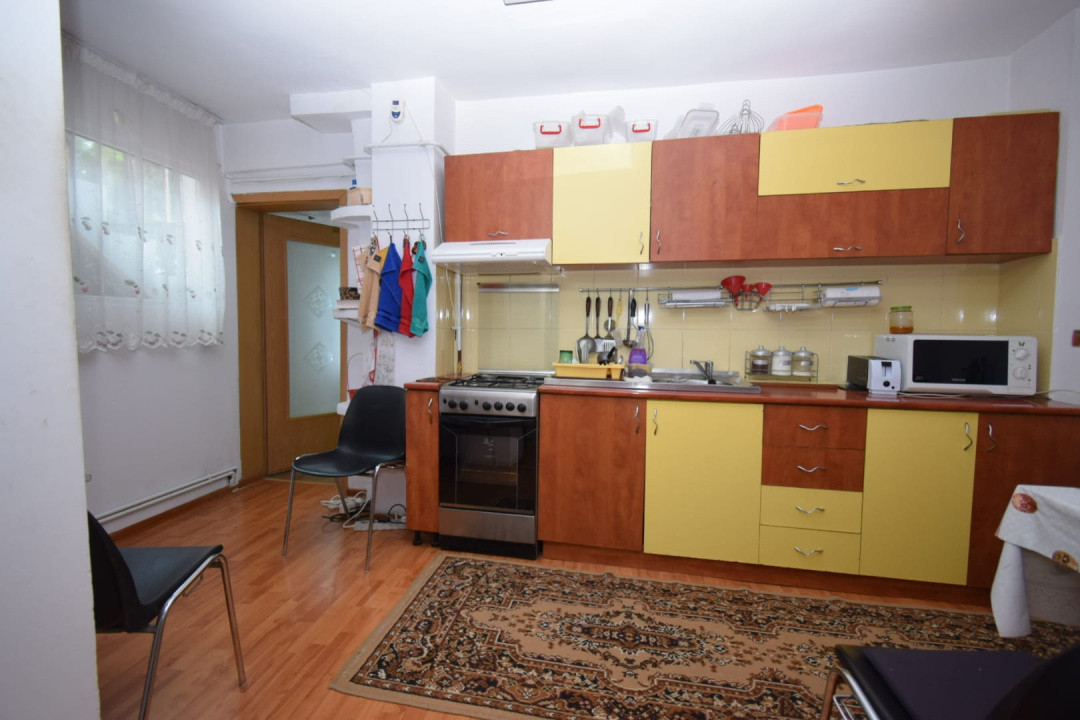 Casa 4 Dormitoare 166 mp Utili Mobilata Utilata Ecaterina Teodoroiu