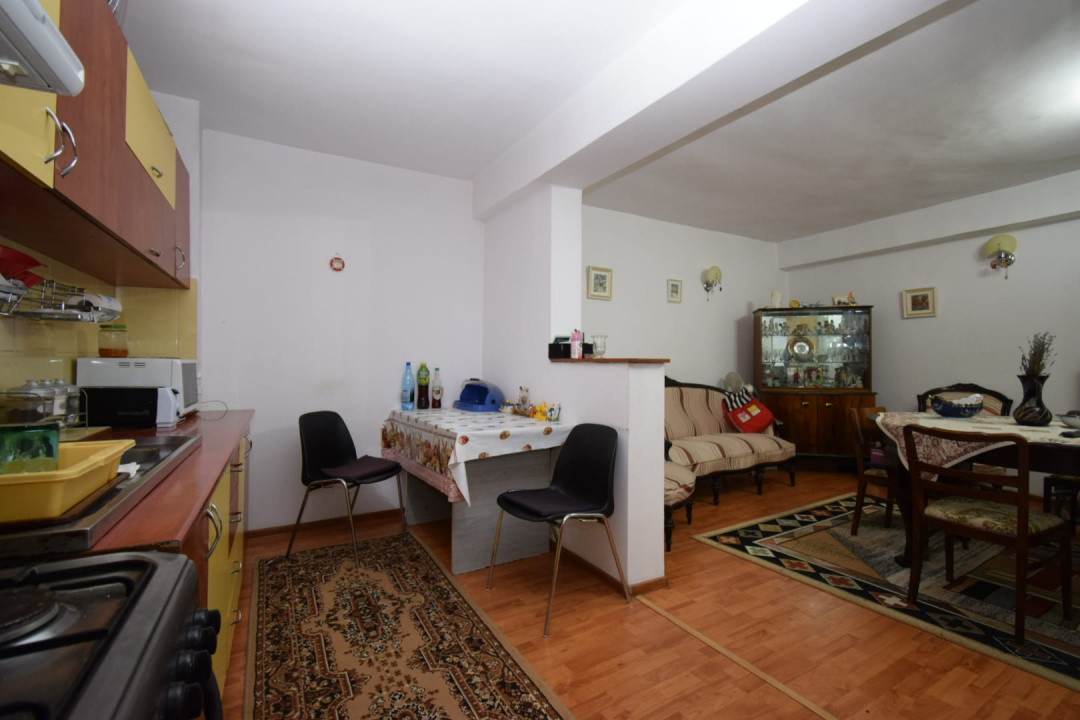 Casa 4 Dormitoare 166 mp Utili Mobilata Utilata Ecaterina Teodoroiu