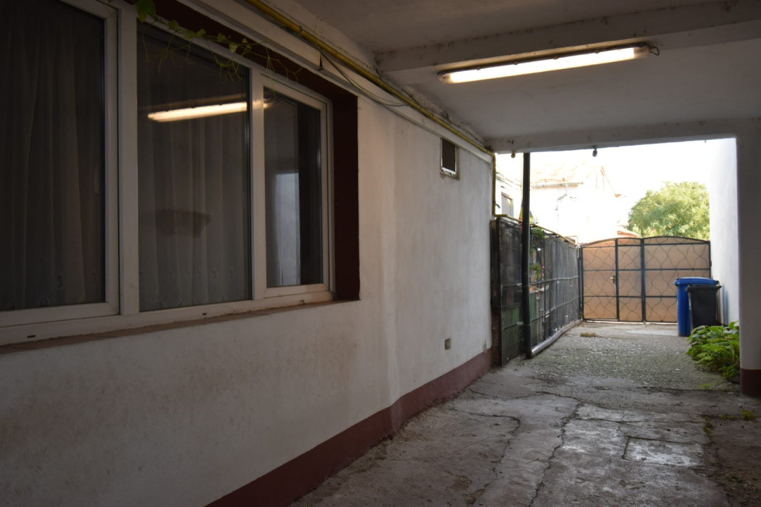 Casa 4 Dormitoare 166 mp Utili Mobilata Utilata Ecaterina Teodoroiu