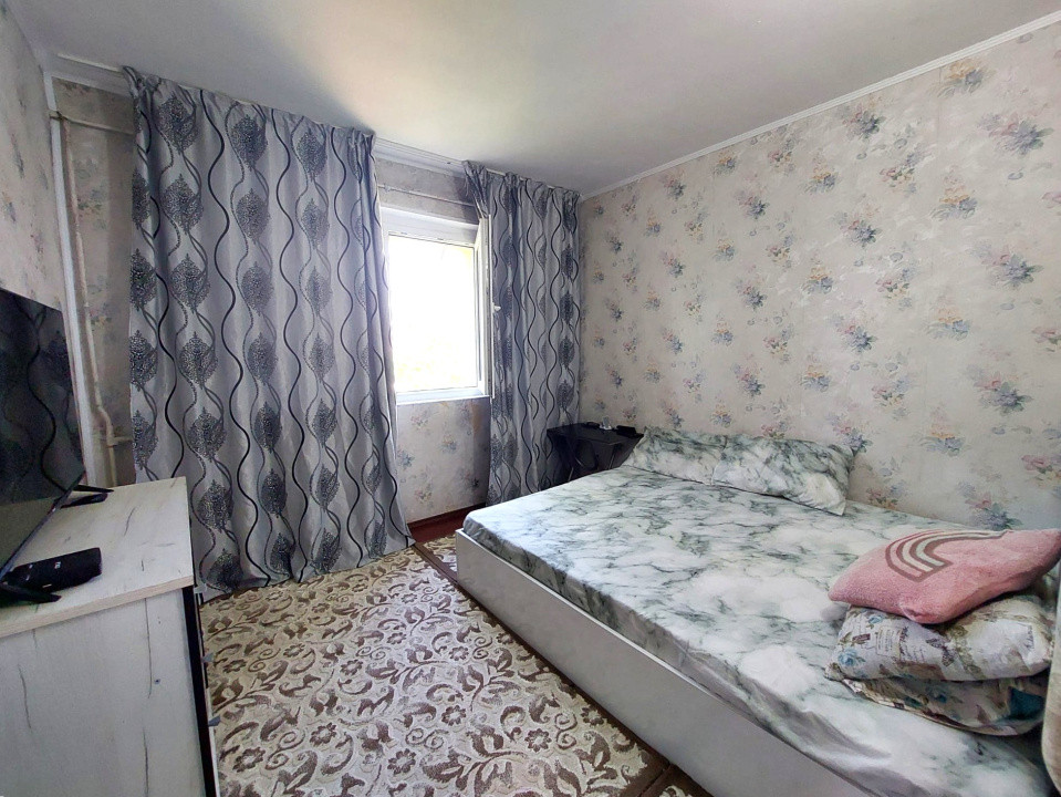 Apartament 3 camere, zona centrala, 67 mp