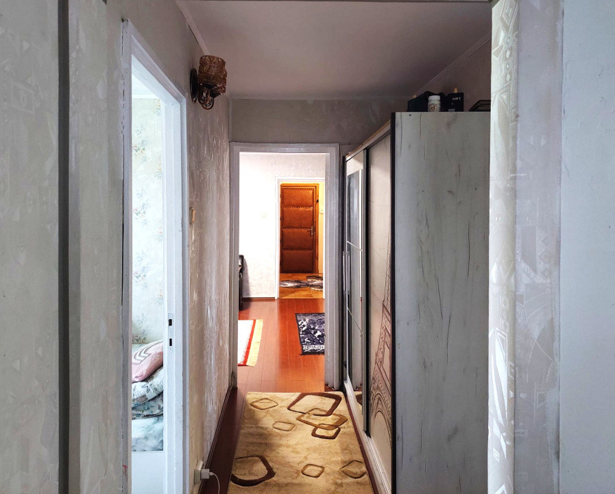 Apartament 3 camere, zona centrala, 67 mp