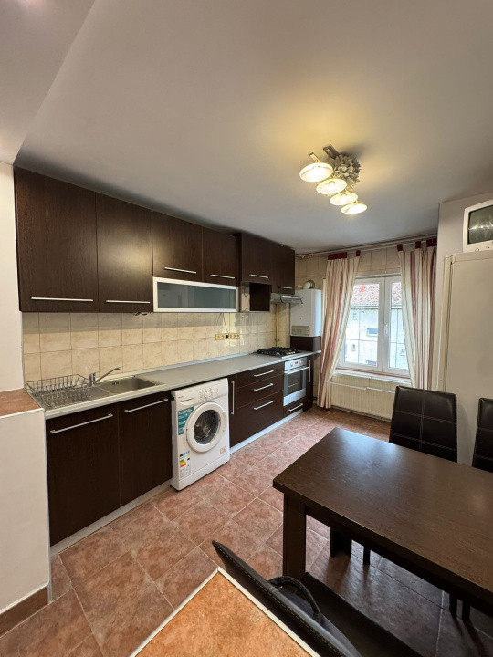 Apartament 2 camere de inchiriat aleea rusciorului