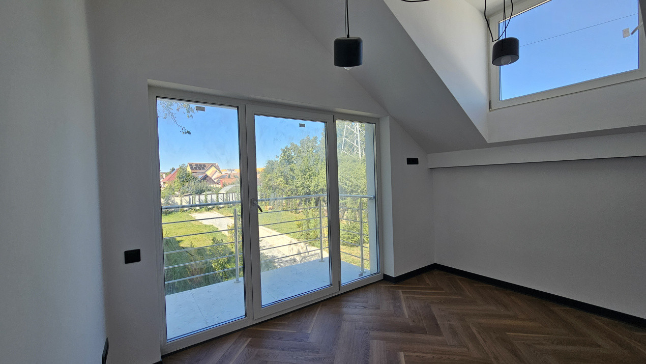 Apartament 3 camere cu balcon – Mansardă – Turnișor, Sibiu