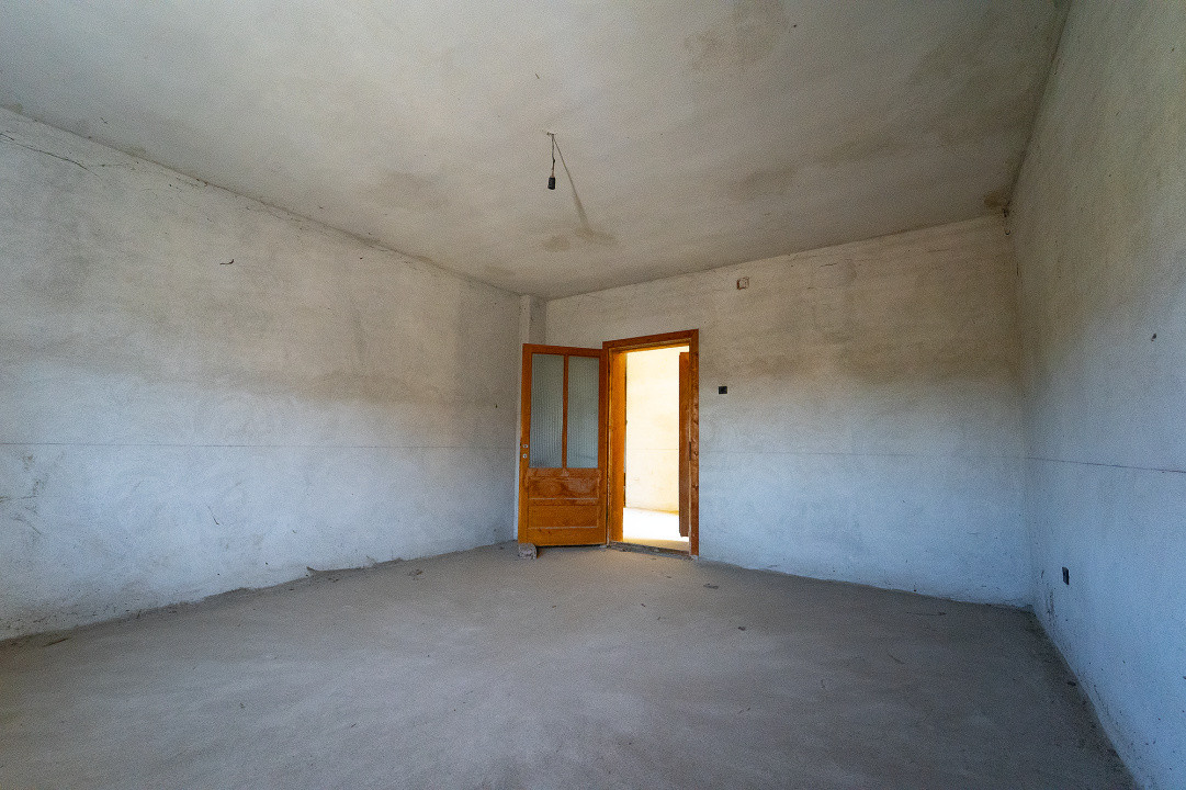 Casă cu personalitate și potențial în Sebeș – ideală pentru locuință de familie 