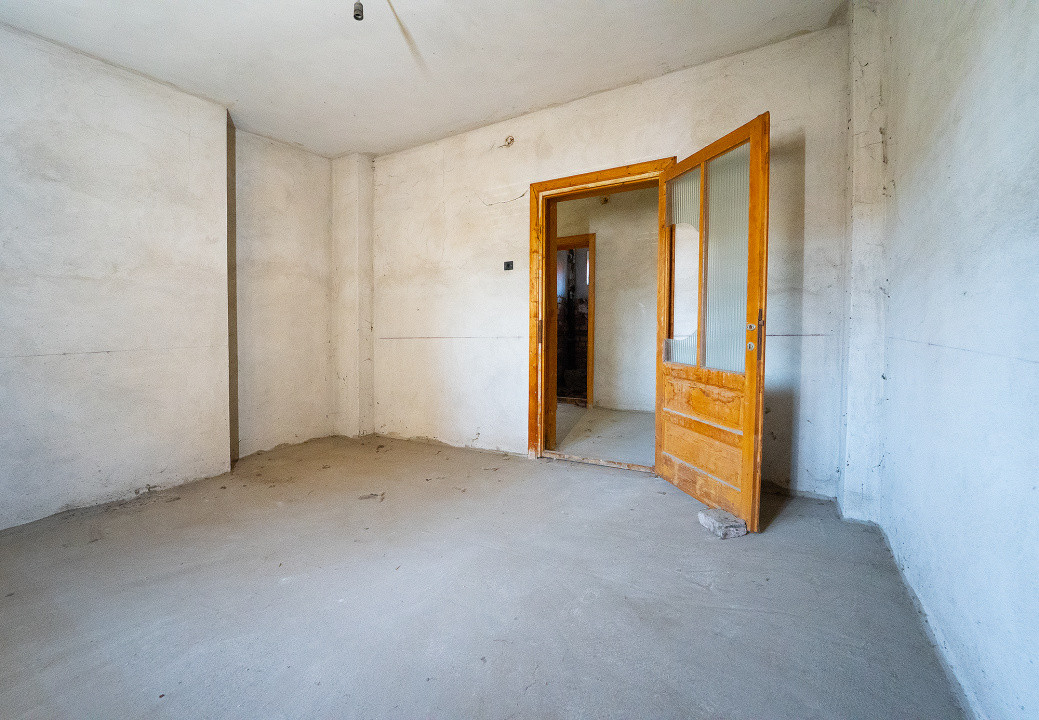 Casă cu personalitate și potențial în Sebeș – ideală pentru locuință de familie 