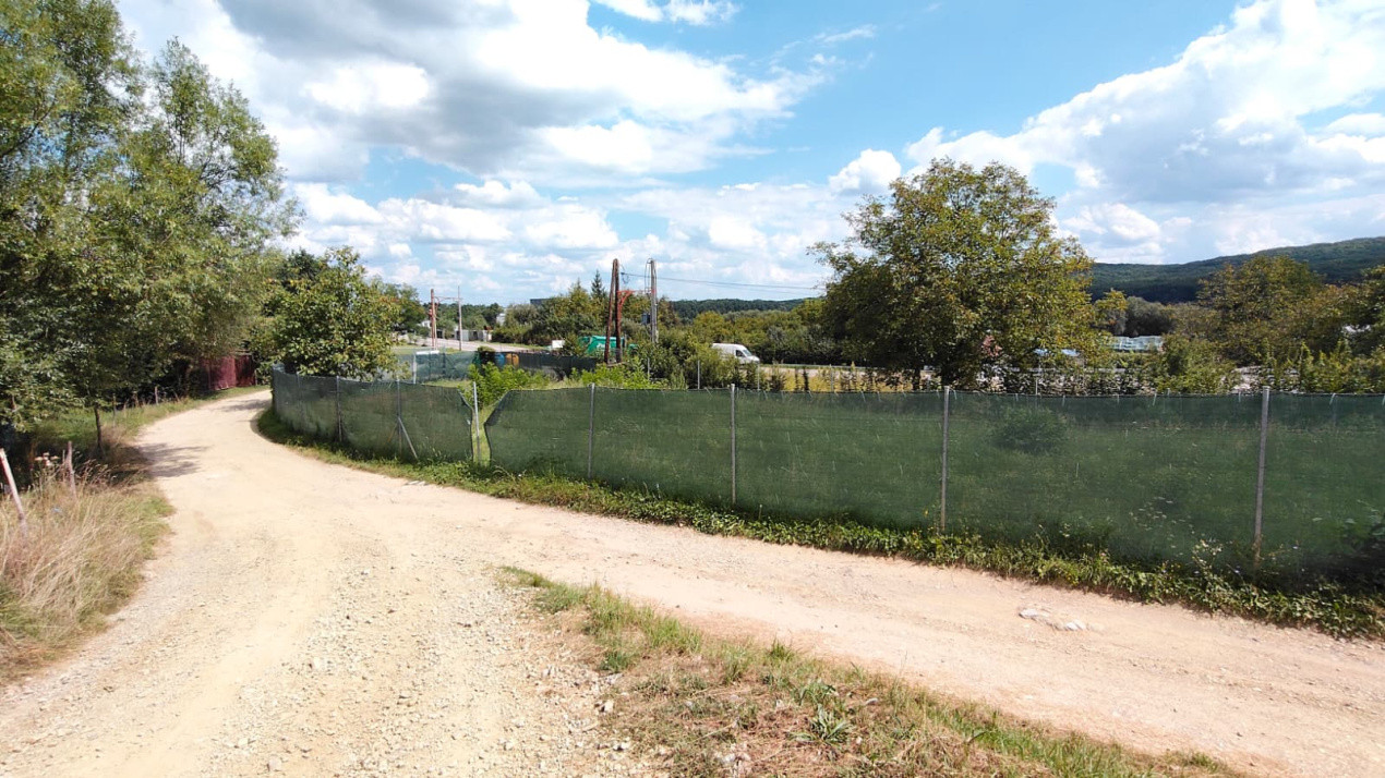 Teren Intravilan de vanzare -Tropinii Rasinari 565 mp
