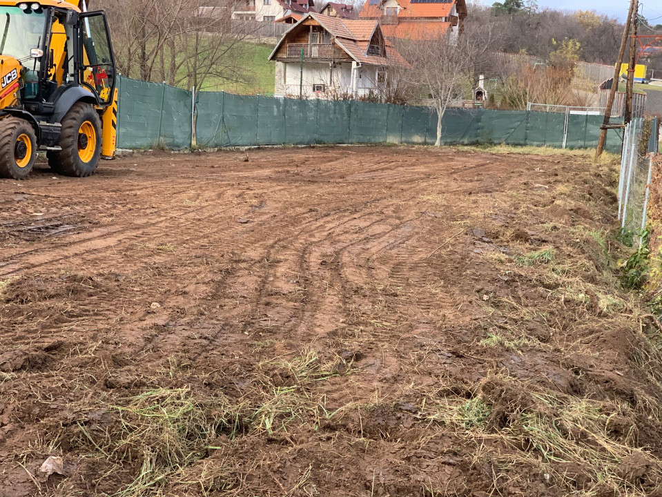 Teren Intravilan de vanzare -Tropinii Rasinari 565 mp