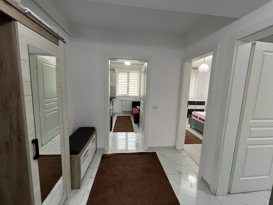 Apartament cu o cameră decomandat de închiriat-Complex Panoramic