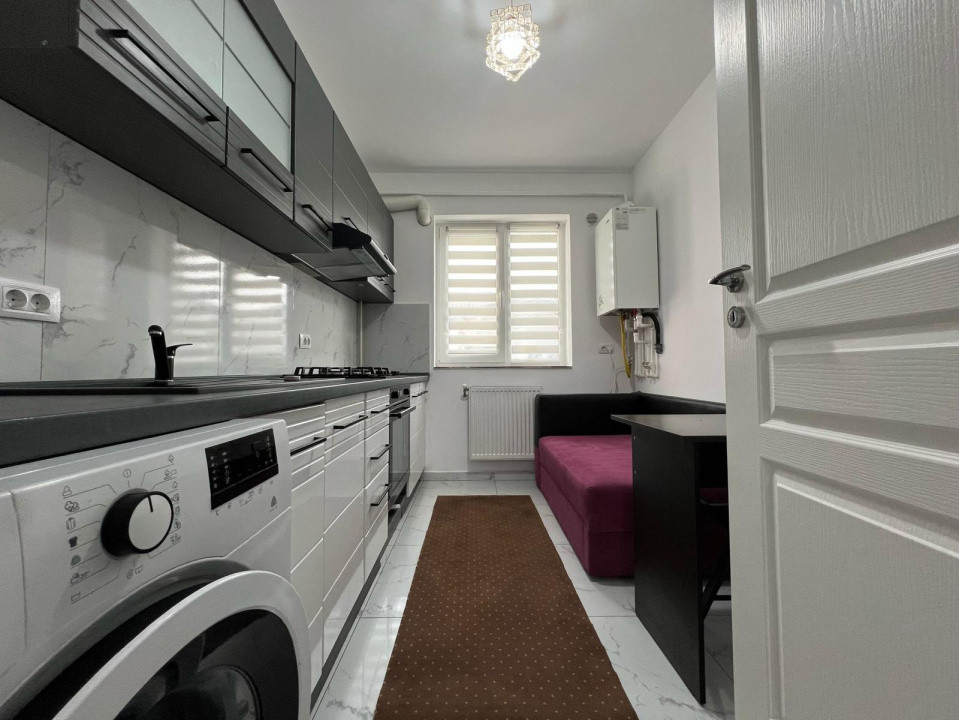 Apartament cu o cameră decomandat de închiriat-Complex Panoramic