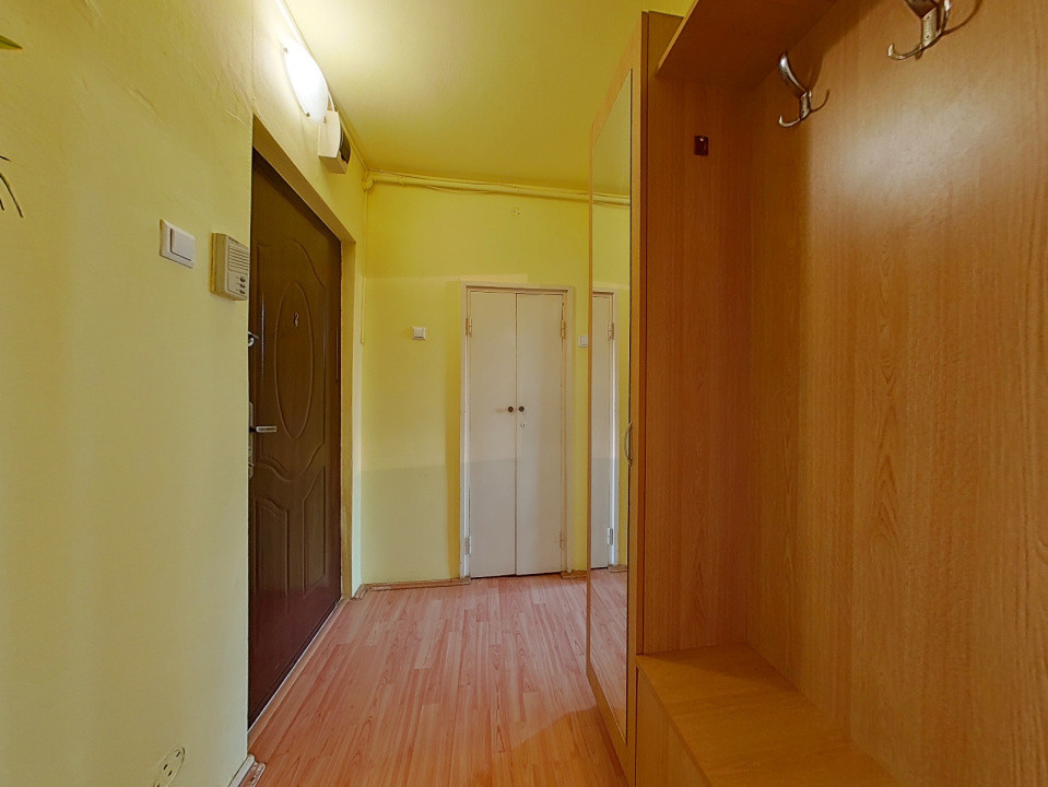 REZERVAT - Închiriere apartament 2 camere, mobilat si utilat+ balcon de 11mp 