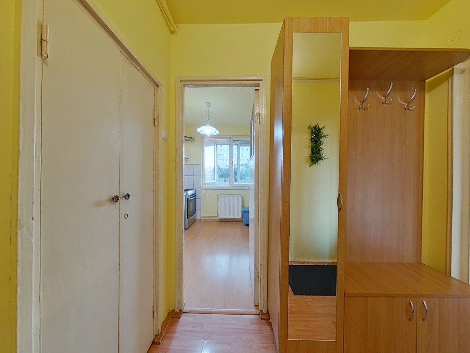 REZERVAT - Închiriere apartament 2 camere, mobilat si utilat+ balcon de 11mp 