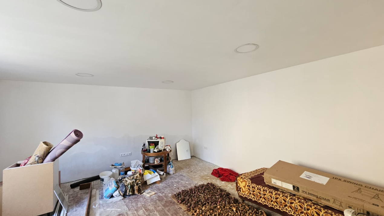 Casă individuală compusă din două apartamente, cu teren liber de 540 mp 