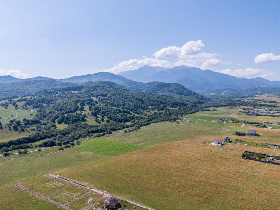 Teren : Parcele de 1.000 mp în Glăjerie, Râșnov - comision 0% pentru cumpărător!