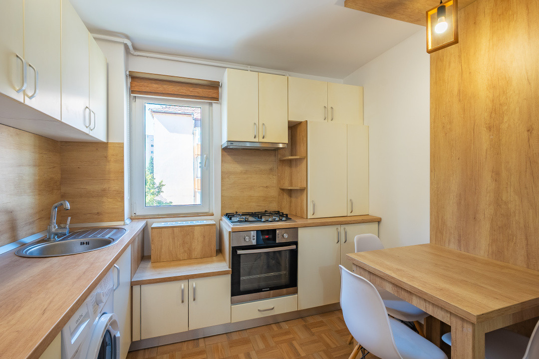 Apartament cu 2 camere - Semidecomandat - Aleea Infanteriștilor