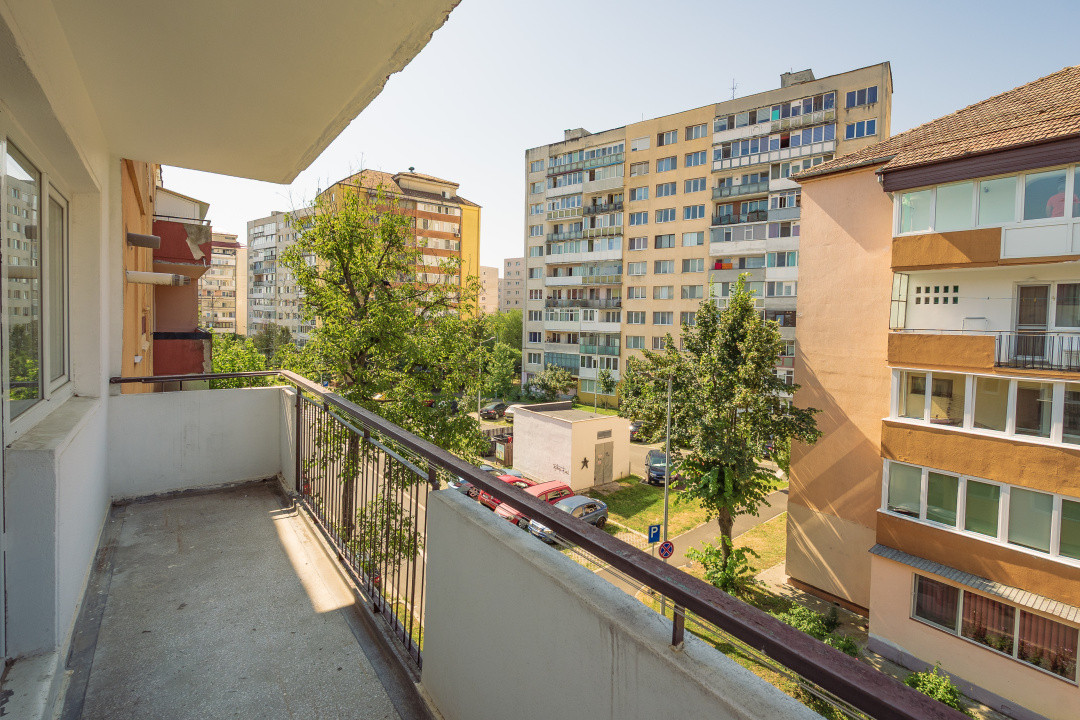Apartament cu 2 camere - Semidecomandat - Aleea Infanteriștilor