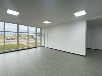 Spatiu comercial open space stradal 164mp FINISAT Dedeman D-na Stanca