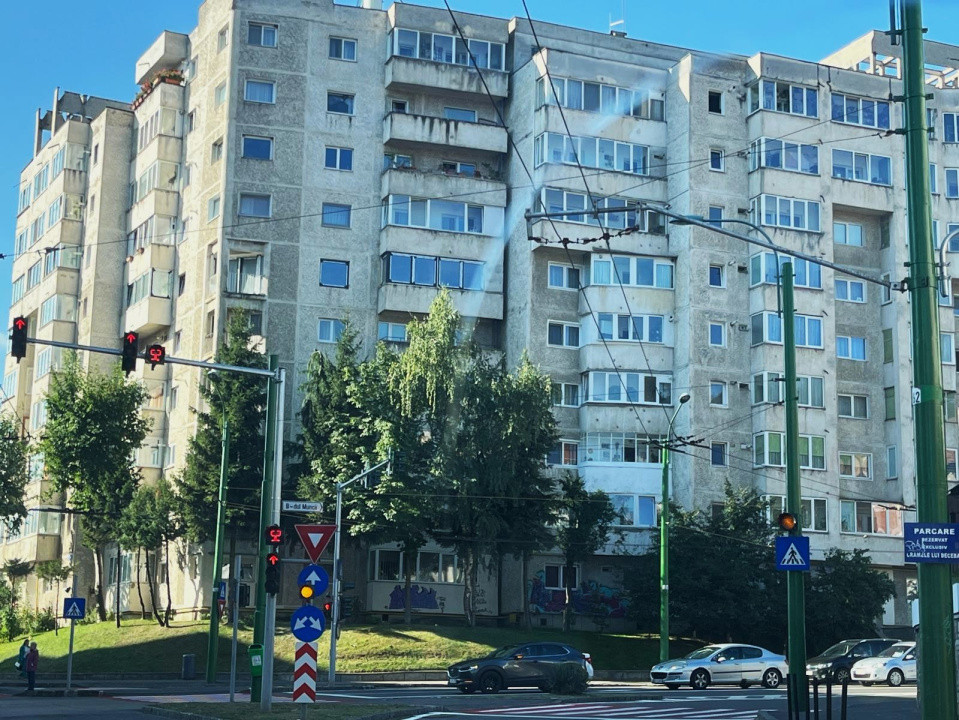 OPORTUNITATE !!!! Apartament cu 3 camere- B-dul Muncii