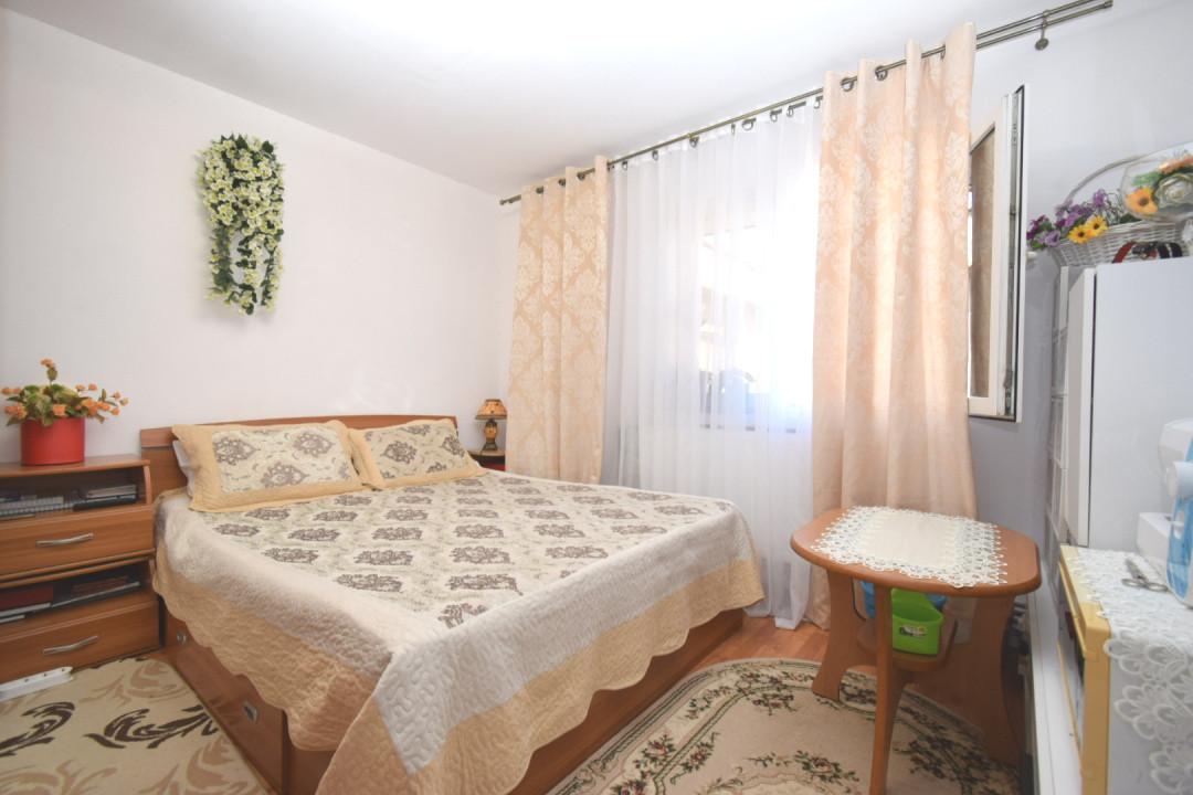 Apartament decomandat, centrala, complet mobilat Craiovita Noua