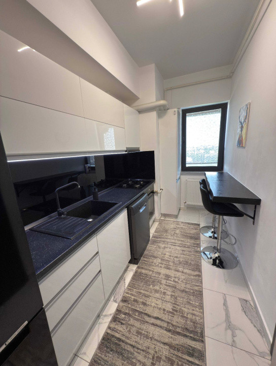 Apartament 3 camere, 66 mp, etaj 8/10, mobilat și utilat, bloc 2020, Nicolina 1