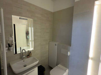 Apartament 3 camere, 66 mp, etaj 8/10, mobilat și utilat, bloc 2020, Nicolina 1
