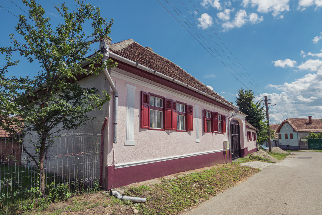 Casă cu vedere panoramică și teren generos în Alămor Jud. Sibiu
