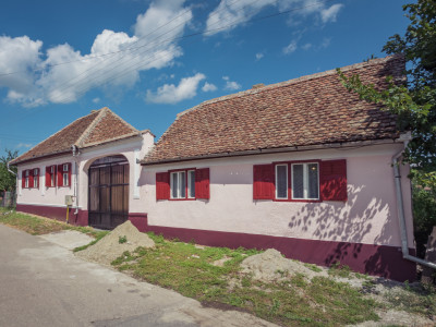 Casă cu vedere panoramică și teren generos în Alămor Jud. Sibiu