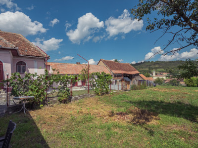 Casă individuală cu teren generos și vedere panoramică | Alămor, jud. Sibiu