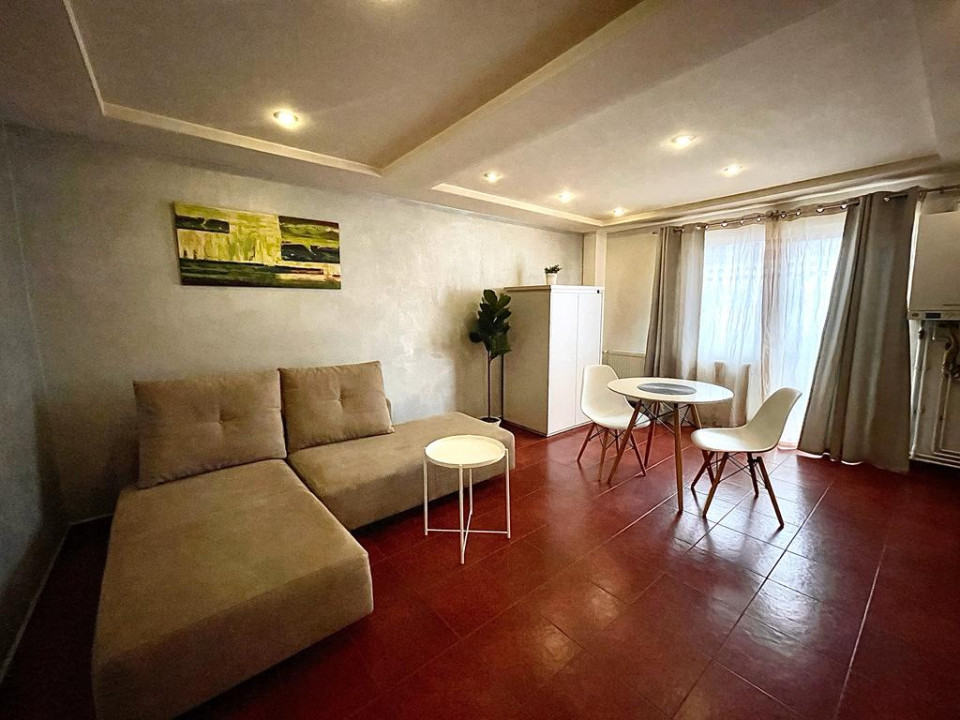 Garsoniera  zona I.T.C str.Parcul Mic nr.17 Brasov