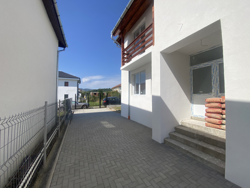 Casa singur in curte 4 camere teren 250mp Sibiu Cisnadie FINALIZATA