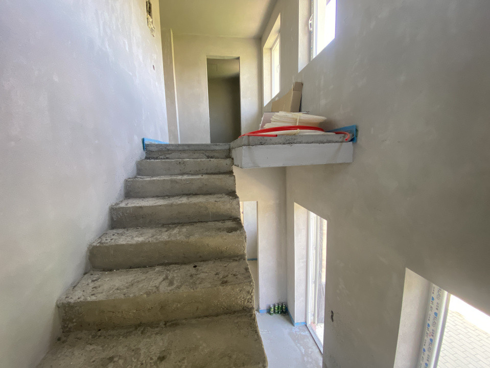 Casa individuala 4 dormitoare de vanzare in Cisnadie Sibiu teren 727mp