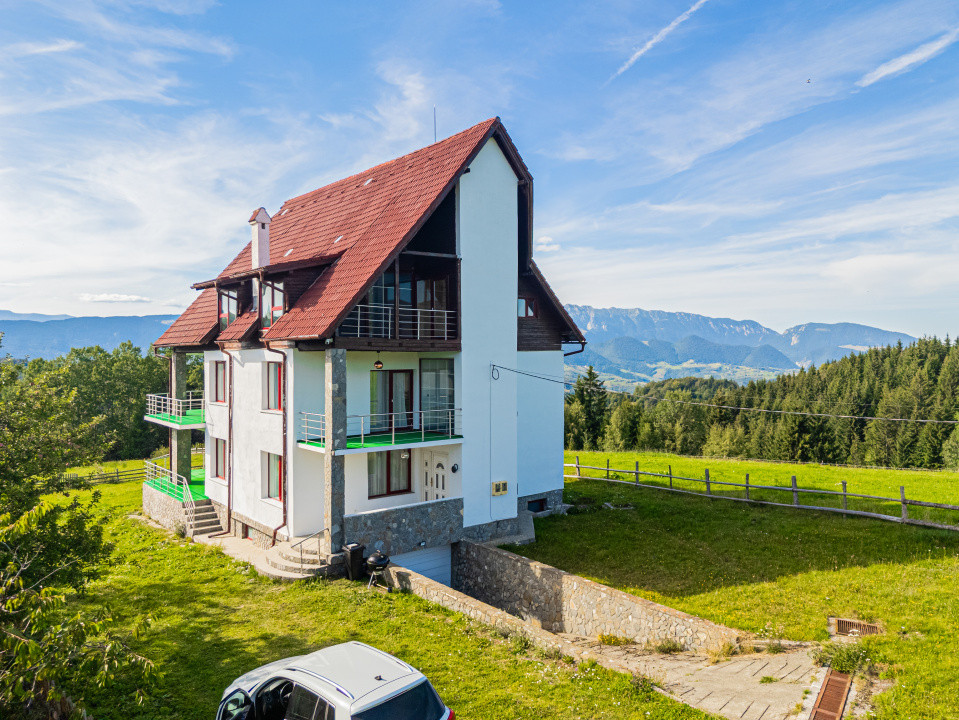 Vila Fundata, Brasov cu vedere panoramică | Pensiune sau locuință | Comision 0%