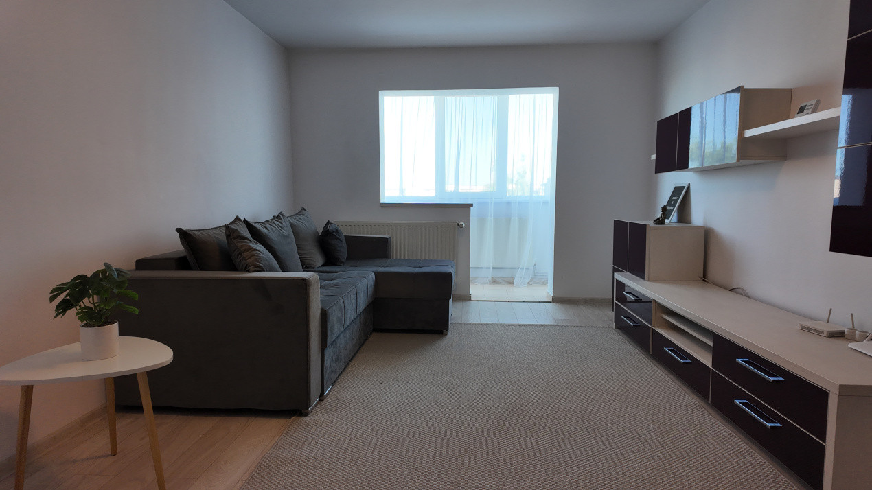 Vânzare apartament cu 3 camere, circular - zona Tractorul