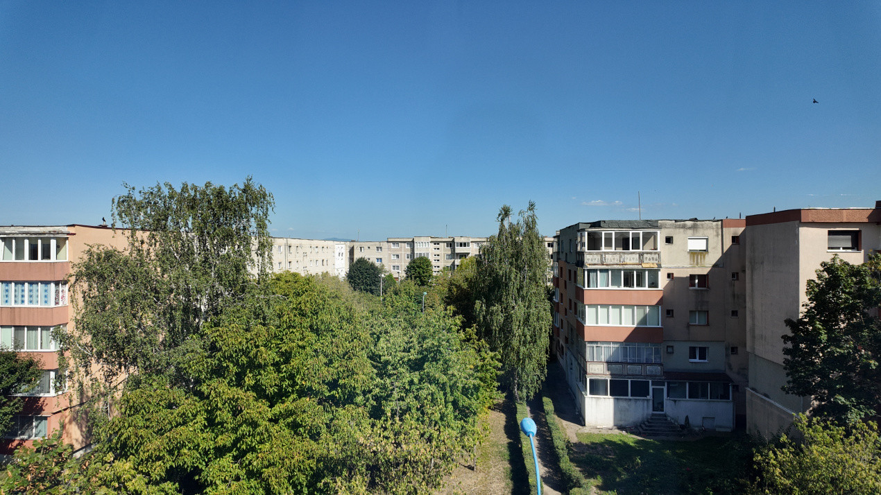 Vânzare apartament cu 3 camere, circular - zona Tractorul