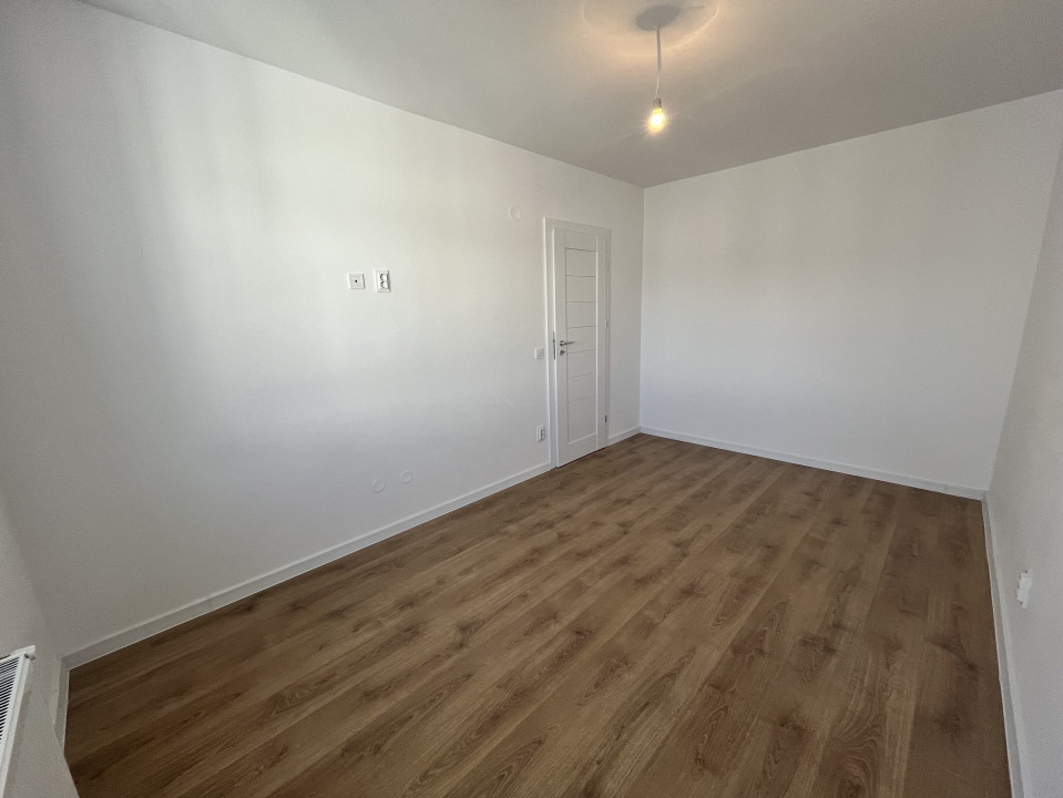 Apartament 2 camere la cheie balcon parcare 48,6mpu Et.3 Doamna Stanca