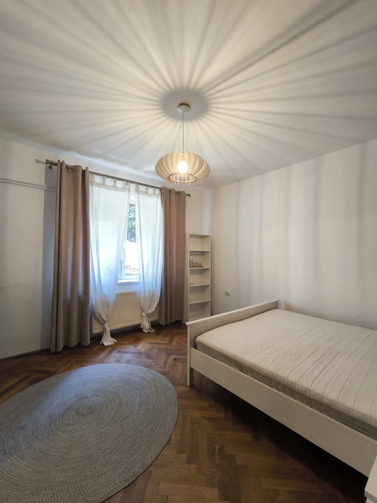 Apartament 4 camere I Drumul Cetății