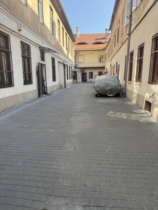 Spațiu comercial de închiriat – zona centrala