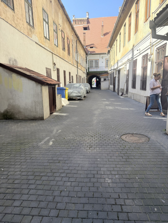 Spațiu comercial de închiriat – zona centrala