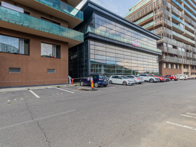 Spațiu comercial 3.368 mp, ideală centru medical/birouri, Brașov, COMISION 0%