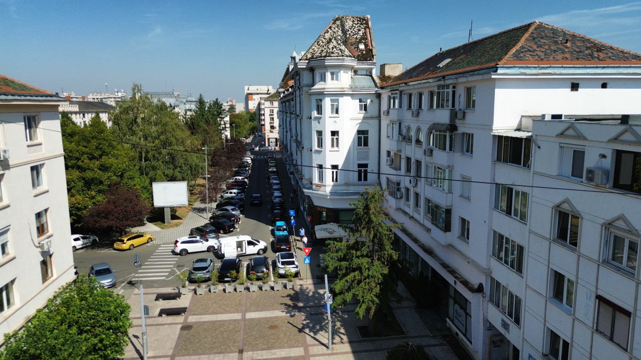 Apartament 2 camere | Ultracentral | Parter Înalt | Renovat