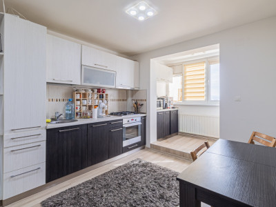 REZERVAT - Apartament decomandat, mobilat modern, în Tractorul