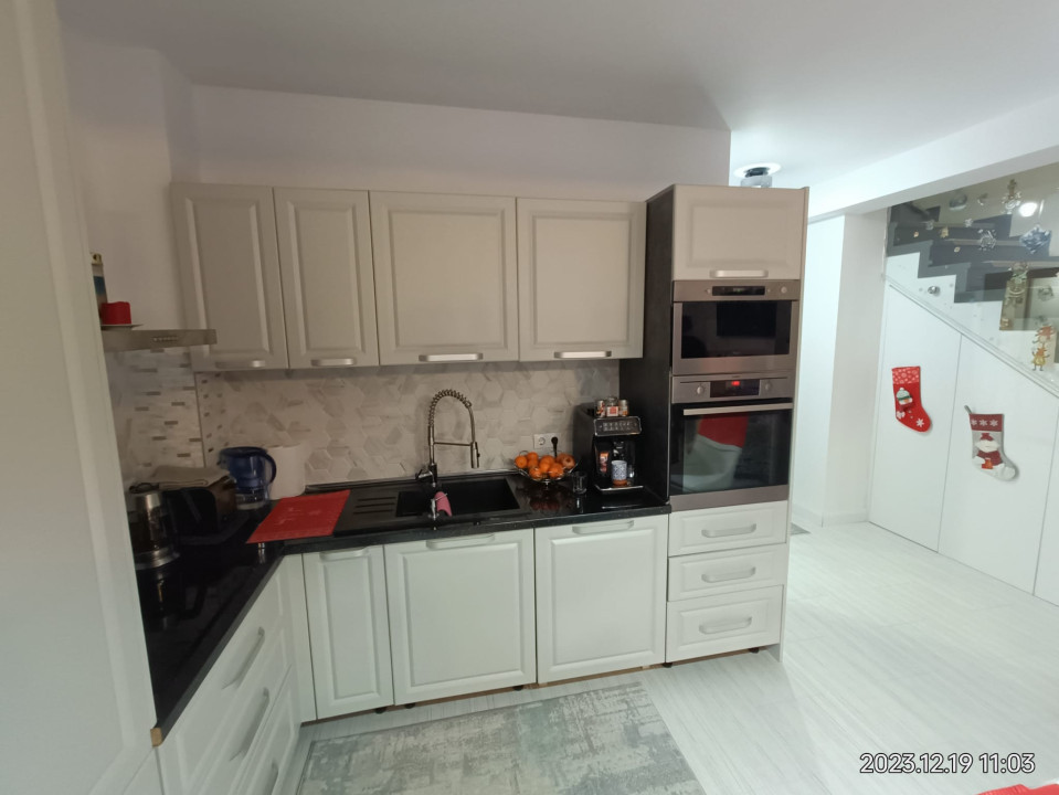 COMISION 0% Casa moderna/5 camere/terasa/garaj/318 mp teren/Selimbar 