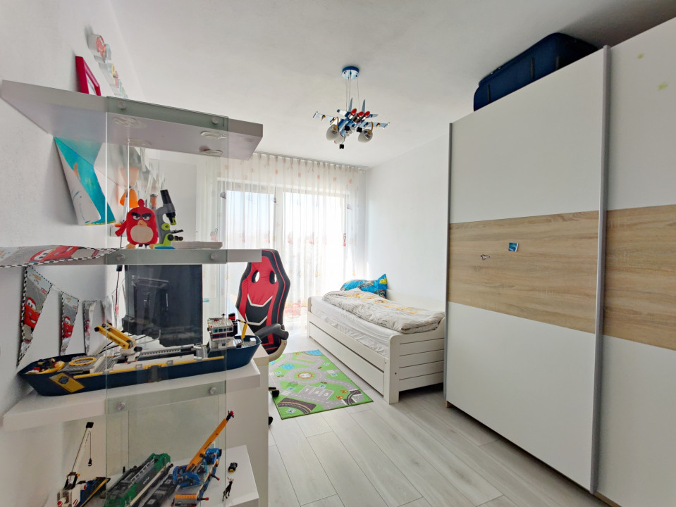 COMISION 0% Casa moderna/5 camere/terasa/garaj/318 mp teren/Selimbar 