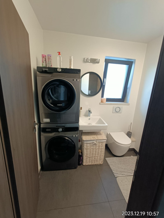 COMISION 0% Casa moderna/5 camere/terasa/garaj/318 mp teren/Selimbar 
