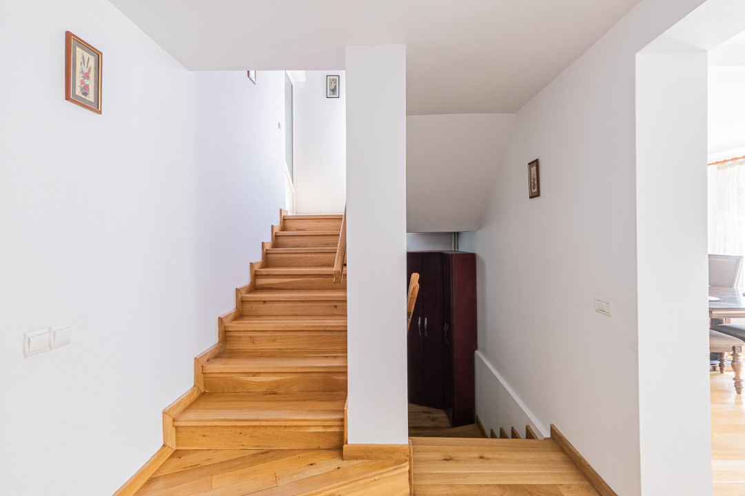 Casa cu priveliste la padure, singur in  curte