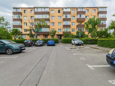 Garsoniera Decomandata si spatioasa I Etaj 1 din 4 - Astra